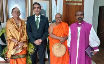 பாகிஸ்தான் சுதந்திர தினத்தையொட்டி சர்வமத தலைவர்கள் வாழ்த்து