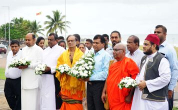 எஸ்.டபிள்யூ.ஆர்.டி. பண்டாரநாயக்கவின் உருவச்சிலைக்கு அஞ்சலி